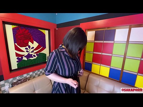 ❤️ جاپاني پياري وڏي سيني سان گڏ جنسي رانديڪن سان مشت زني ڪري ٿي ۽ هڪ orgasm آهي. هوءَ هڪ انٽرويو ۾ پنهنجي ڀوائتي تجربي بابت ڳالهائي ٿي. وڏيون چوڙيون ۽ وارن واري بلت زور سان روئي رهي آهي. اوساڪاپورن ❤❌ تي sd.doujin-sexy.ru